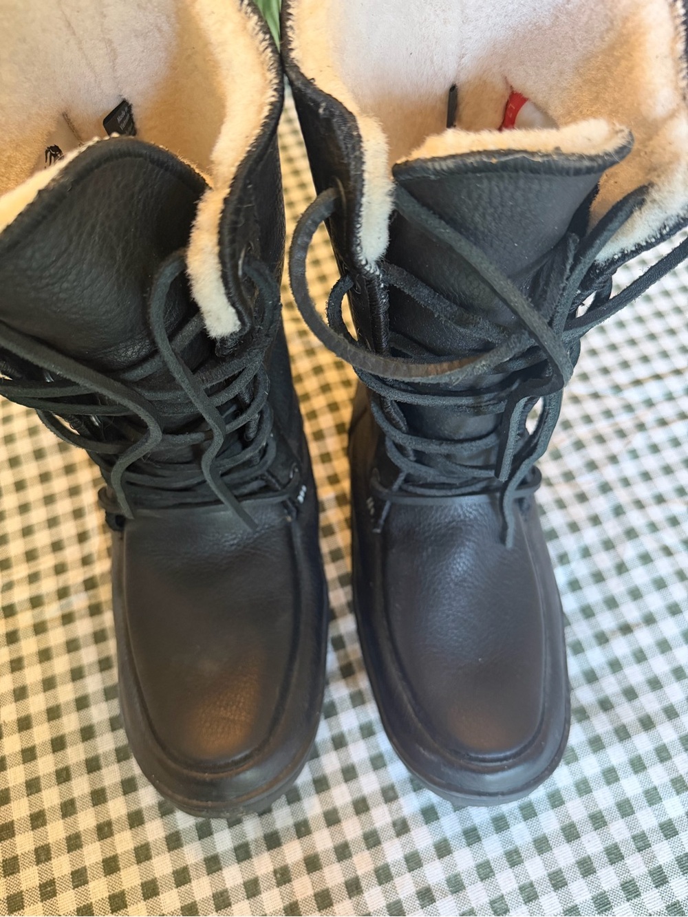 Manitoba mukluks geniune leather Lace-Up Winter Boots for Women